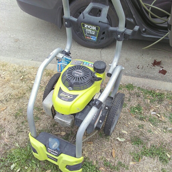 Ryobi pressure washer 3100 psi/2.5 gpm - Picture 1 of 1